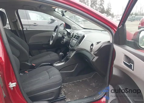 2015 Chevrolet Sonic Lt Auto from USA, damaged, VIN 1G1JC5SH8F4170564